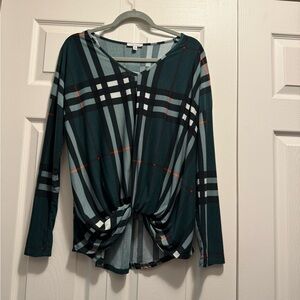 White Birch Black and White Tie Front Long Sleeve Blouse